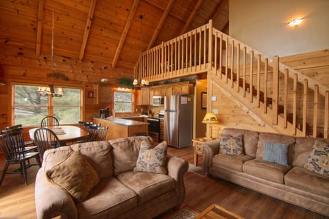 Living room, Kitchen Table, and Kitchen