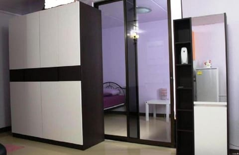 Room, 1 Bedroom, City View | 1 bedroom, free WiFi