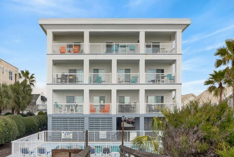 View of Oceanview from beach side | Starfish | Oceanview 101 | 1116 Ocean Blvd, Isle of Palms, SC | IOP Escapes