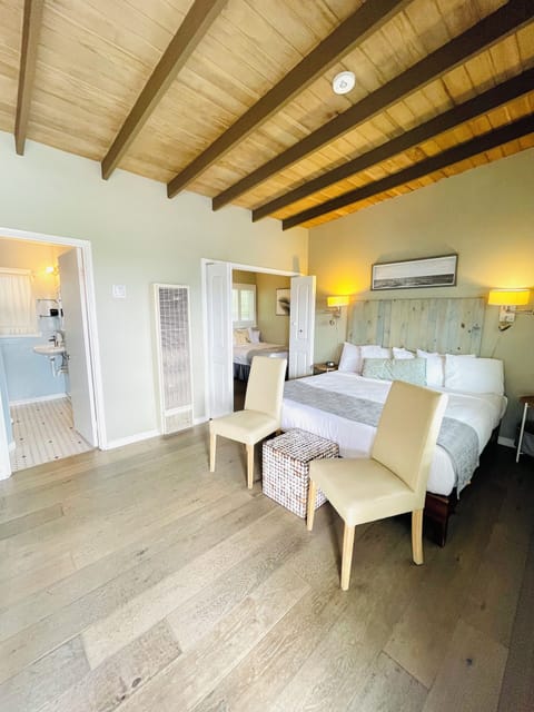 Family Room, Multiple Beds | Premium bedding, down comforters, iron/ironing board, free WiFi