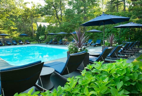 Seasonal outdoor pool, pool umbrellas, sun loungers