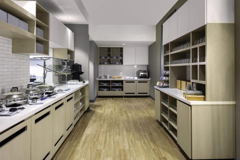 Free daily full breakfast