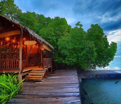 Dock
