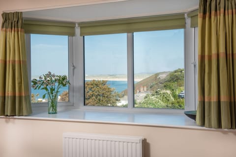 Stunning sea views from the comfort of Fairsky