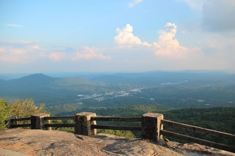 BLACK ROCK MOUNTAIN APPROX 6 MILES FROM BILLY BEAR A STATE PARK 