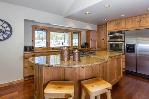 Kitchen - Main Level