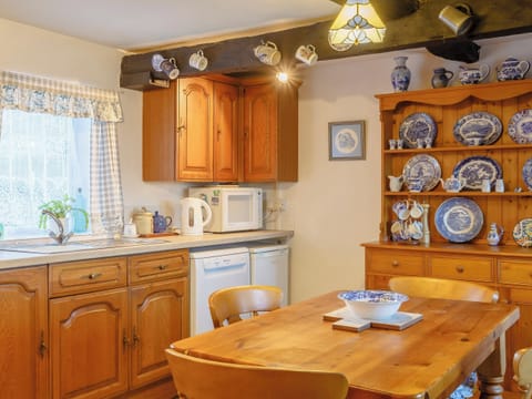 Kitchen/diner | Pen Y Crug, Llanafan Fawr, near Builth Wells