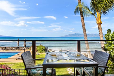 Front row ocean views!