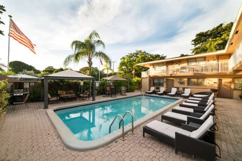 Pool area, Gazebo &amp; BBQ stations