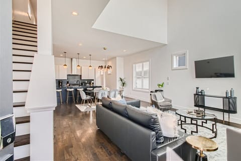 Welcome to Nashville!