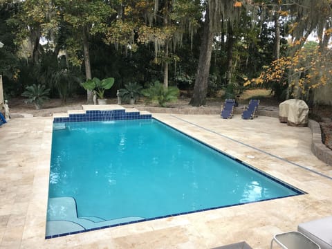 Upgraded! Large pool, heat-chill dual. Expanded deck.