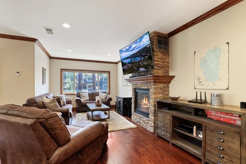 Townhome, Multiple Beds, Balcony, Mountain View (Tahoe Woods Villa) | Living area | 65-inch flat-screen TV with digital channels, fireplace