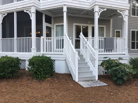 1st Floor Villa
