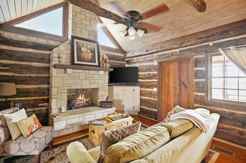 Cabin, 1 Bedroom | Living area | Smart TV