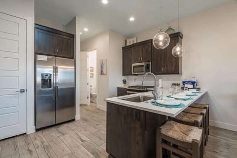 Beautiful kitchen with peninsula bar