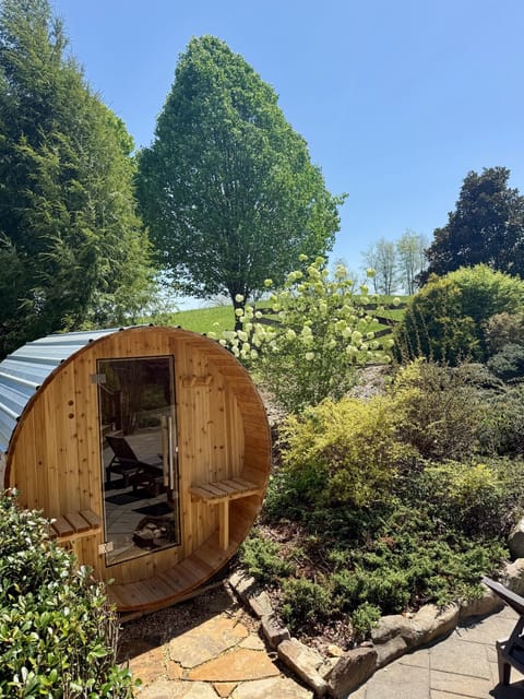 Brand New Outdoor Barrel Sauna