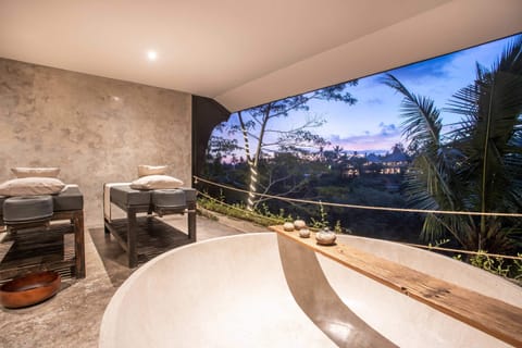 Apartment, 2 Bedrooms, Smoking, Pool Access | Bathroom | Hair dryer, bathrobes, towels