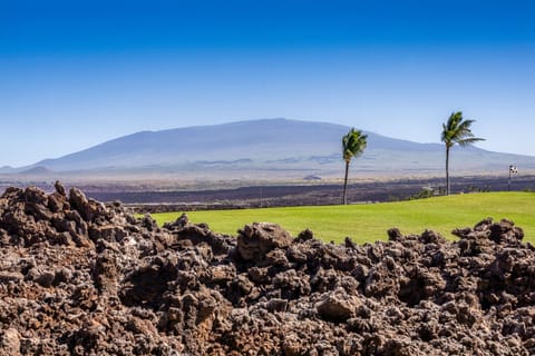 Beautiful Views of Majestic Mauna Kea at Mauna Lani Hawai'i Vacation Rental