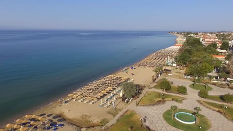 Beach nearby, sun loungers, beach umbrellas