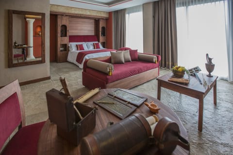 Deluxe Suite | Desk, free WiFi, bed sheets