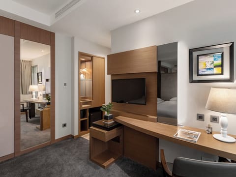Design Twin Room with Extra Bed | Premium bedding, down comforters, in-room safe, desk