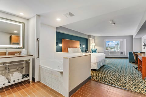 2-Bedroom Family Suite,1 King Bed and 2 Queen Beds, Non-Smoking | Down comforters, pillowtop beds, in-room safe, desk