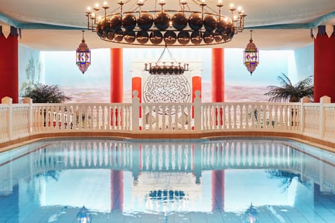 Indoor pool, sun loungers