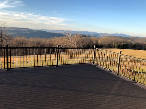 Breathtaking Mountain Views. 