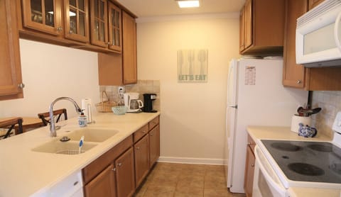 Full stocked kitchen