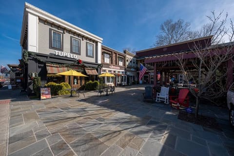 2f7e4c60-c265-4b29-a836-a5537c690a82