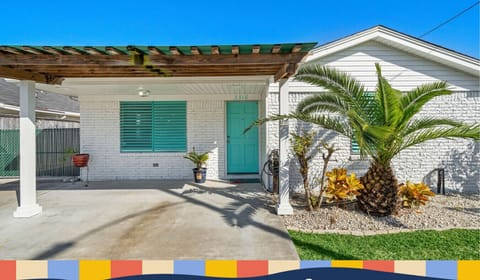 Welcome to Galveston Beach Lodge by BeachBox