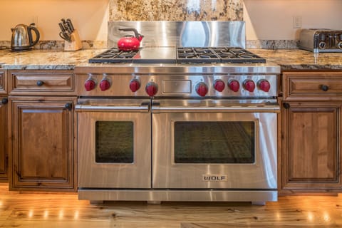 2 Bear Paw Trail - Luxury Suite B-7389