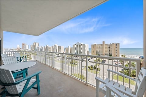 Crystal Tower 601 East Corner Balcony