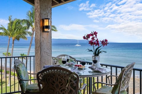 Gorgeous ocean views from your private lanai