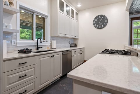 Newly renovated kitchen and socializing area!