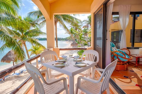 Outdoor Dining Area with Amazing ocean views