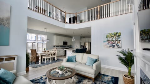 Gorgeous Spacious Living area