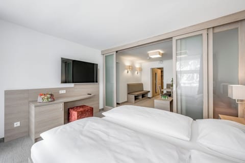 Family Room, 2 Bedrooms, Balcony, Mountain View (Hochwilde) | Hypo-allergenic bedding, in-room safe, free WiFi, bed sheets
