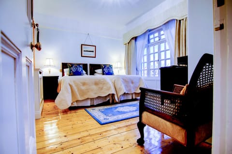 Twin Room, Ensuite | Premium bedding, iron/ironing board, free cribs/infant beds, free WiFi