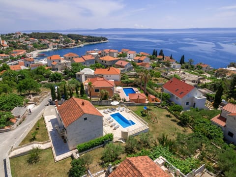 Villa | Pool | Indoor pool, outdoor pool