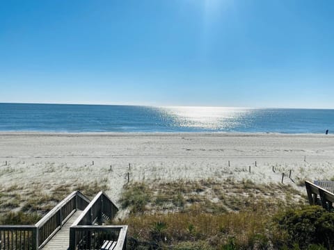House, 3 Bedrooms | Beach | On the beach