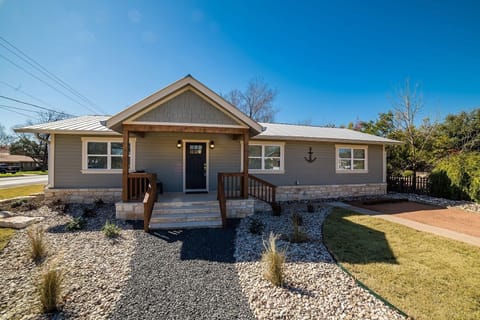 House, 3 Bedrooms | Exterior