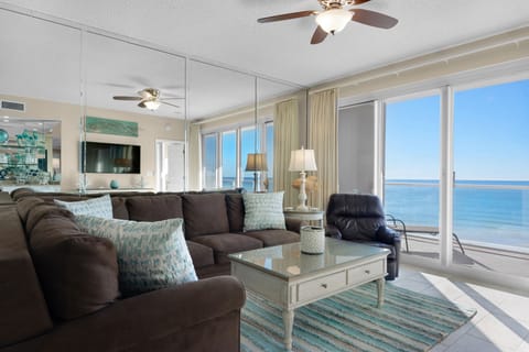 Comfortable and Coastal Living Area with ample seating
