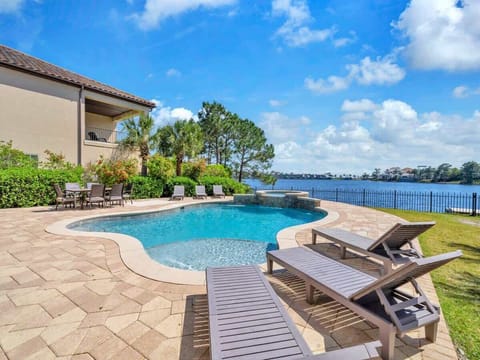 Quite Luxury only steps from the beach! 