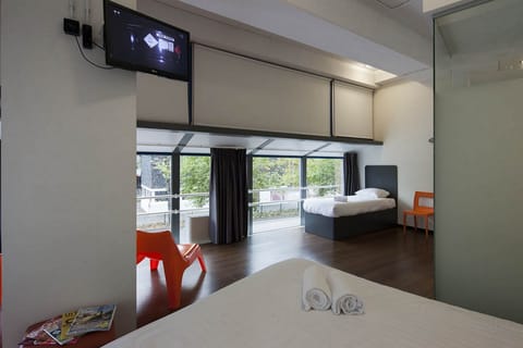 Quadruple Room | Iron/ironing board, free WiFi, bed sheets