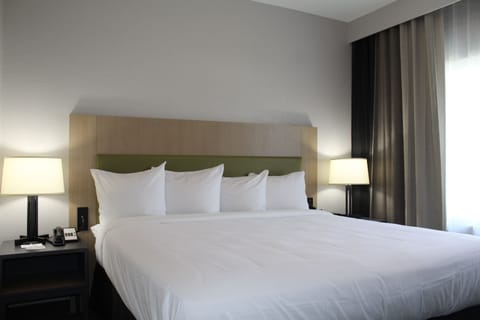 Suite, 1 Bedroom, Non Smoking | Desk, laptop workspace, blackout drapes, iron/ironing board