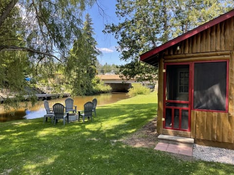 Cabin 7 (1)