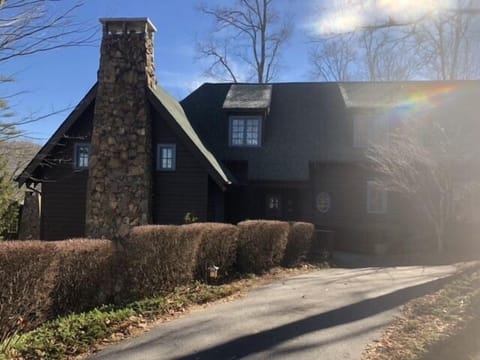 0306be98-bf9a-43d8-9ce3-7e2b9cadbab4