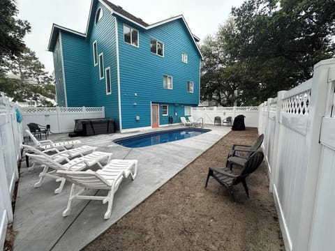 New on-site private pool and spa