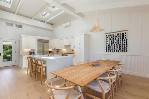 House, 3 Bedrooms | Private kitchen | Fridge, microwave, oven, dishwasher